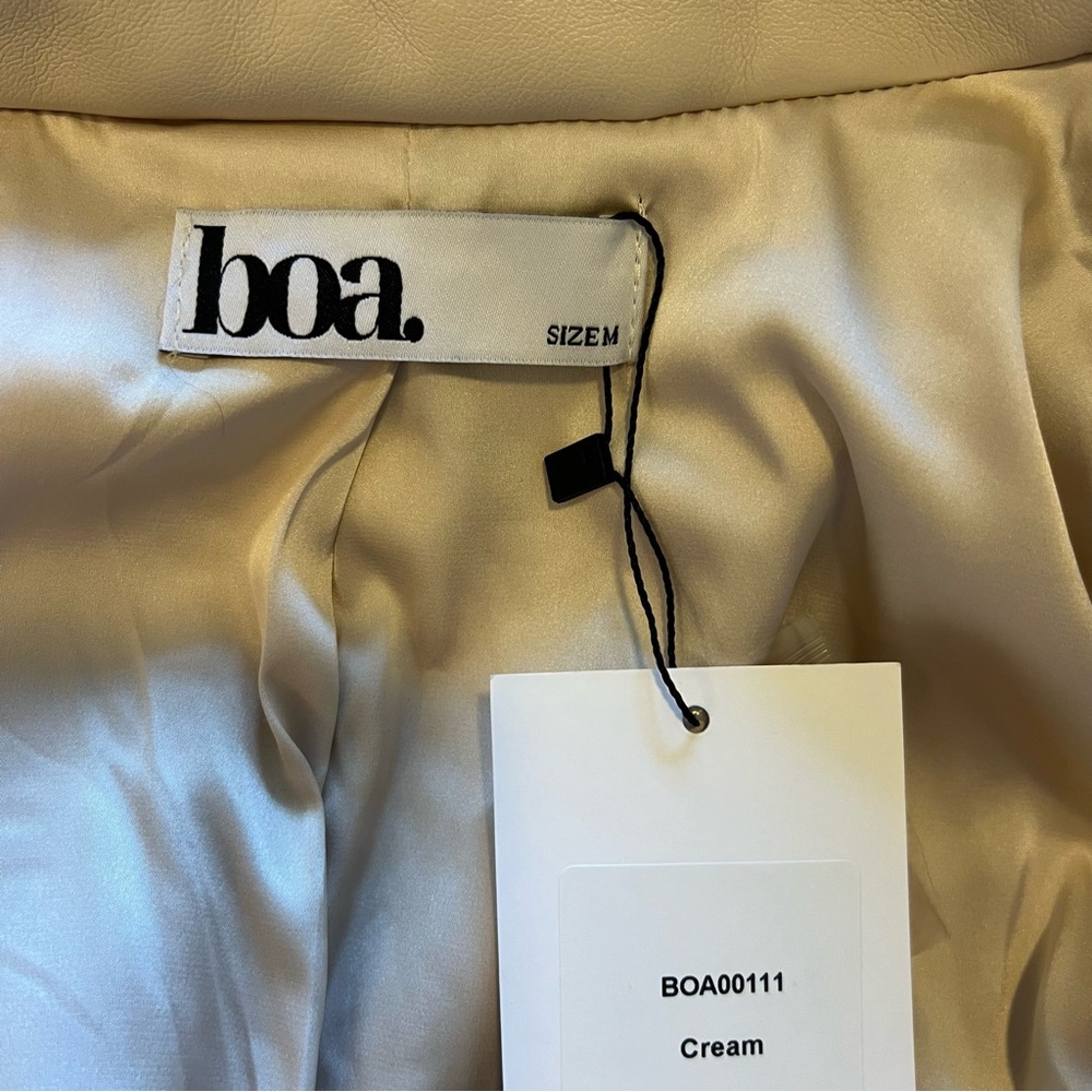 🕊️Faux Leather Blazer - Picture 6 of 6